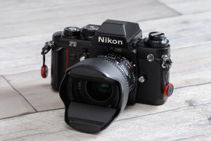 AF Nikkor 35mm f/2D + Nikon F3